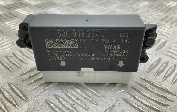 Audi A3 S3 8V Parking PDC control unit/module 5Q0919294J