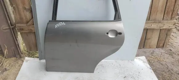 Rear door