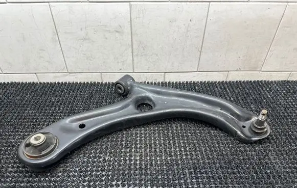 Honda Jazz IV GR Front lower control arm/wishbone