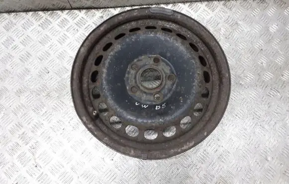Volkswagen PASSAT B5 R15 steel rim 