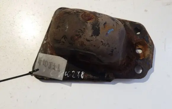 Audi A3 S3 8P Bracket in trunk/boot 1K0505129G