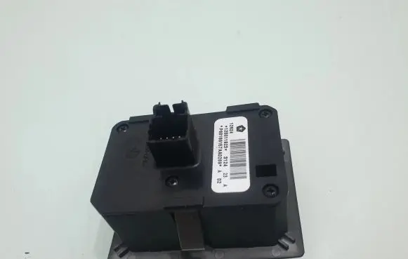 Jeep Grand Cherokee Light switch 120011923