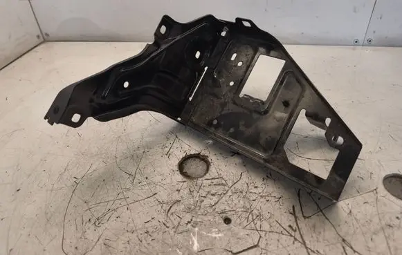 BMW X1 F48 F49 Headlight/headlamp mounting bracket 7342502