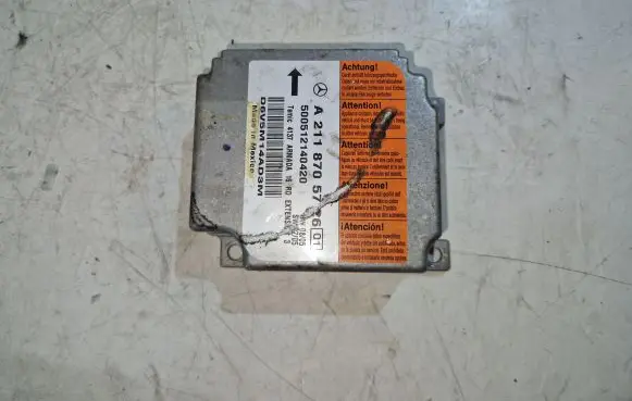 Mercedes-Benz CLS C219 Airbag control unit/module A2118705726