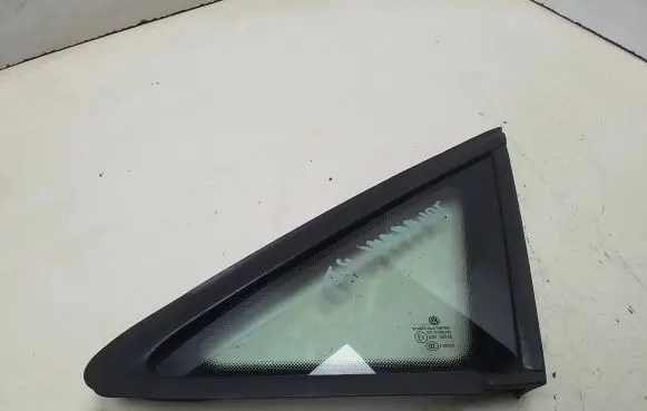 Volkswagen Touran I Front triangle window/glass 43R00048 E000255 DOT24M68AS2