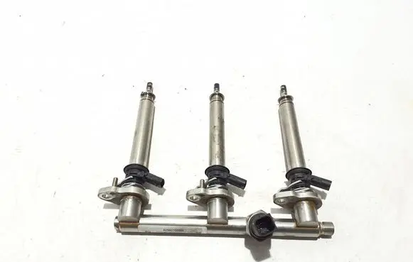 Mercedes-Benz AMG GT 4 x290 w290 Fuel main line pipe A2560700895