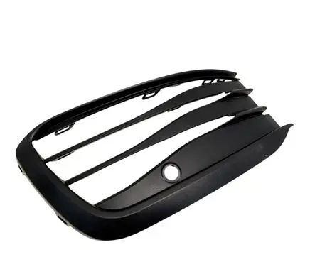 Volkswagen Golf VIII Front bumper lower grill 5H0853665J 5H0853665J9B9