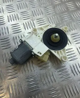 Mercedes-Benz R W251 Rear door window regulator motor A2518200208