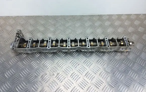 BMW 5 GT F07 Camshaft 757616105 3KJ2M