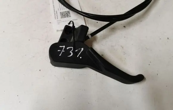 Skoda Superb B5 (3U) Engine bonnet (hood) release handle 3B1823535