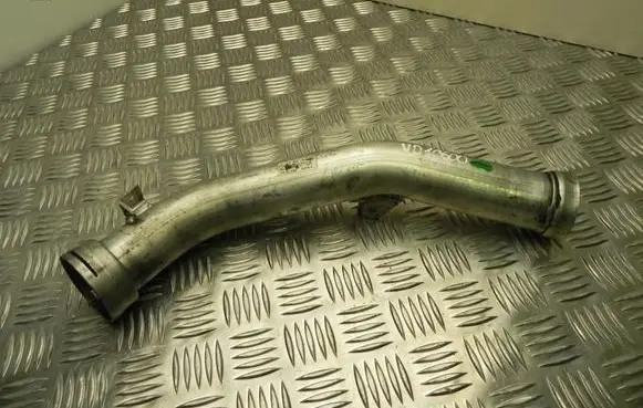 Mercedes-Benz R W251 Air intake hose/pipe A6420980707 VD10600