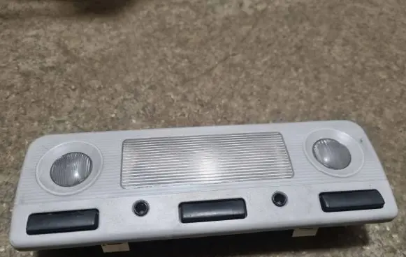 BMW 5 E39 Front seat light 8369511