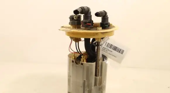 Ford Mondeo MK V Mechanical fuel pump DG939H307HE