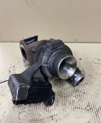 BMW 1 E81 E87 Turbo 7810189C02 767378