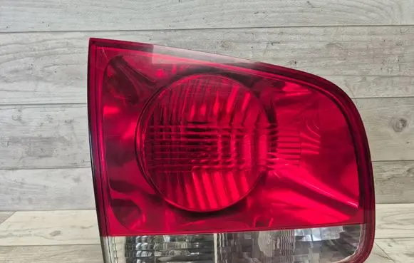 Volkswagen Touareg I Tailgate rear/tail lights 28269003