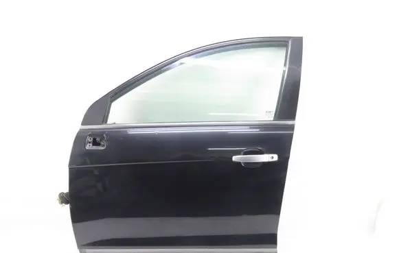 Chevrolet Captiva Front door 