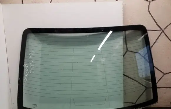 Chevrolet Epica Rear windscreen/windshield window 43R000382