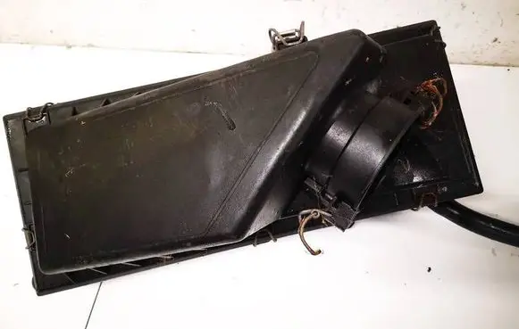 Ford Mondeo MK II Air filter box 97bb9600ag 97bb-9600-ag