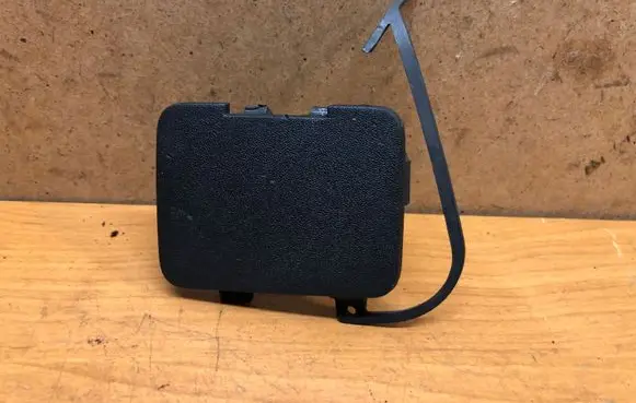 Volvo XC90 Front tow hook cap/cover 8662995