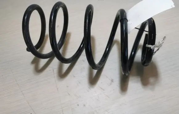 Ford Kuga II Front coil spring