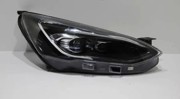 Ford Focus Headlight/headlamp JX7B13E016AE