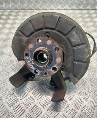Volkswagen Golf V Front wheel hub spindle knuckle