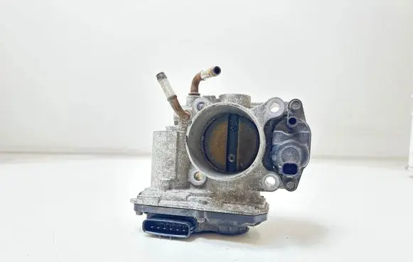 Honda Civic Throttle valve 003H24