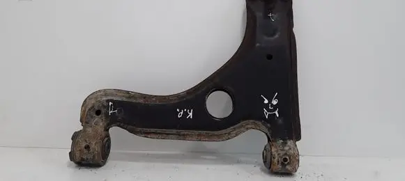 Opel Zafira A Front lower control arm/wishbone 90468638