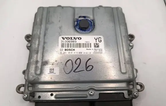 Volvo V60 Engine control unit/module 31336983 0281018414 1039S50500