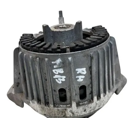 Mercedes-Benz E W212 Engine mount bracket A2042402317 A2042405017 A2042406017