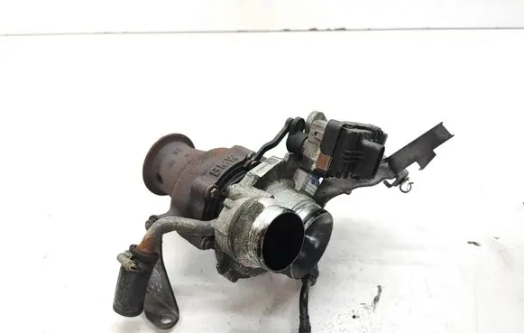BMW 1 F20 F21 Turbo 8514666