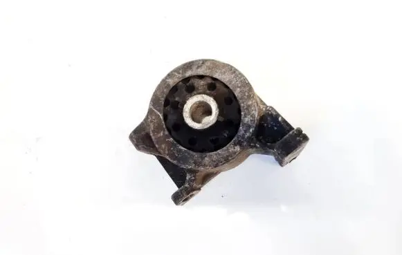 Ford Mondeo MK I Engine mount bracket 98bb6p082ca
