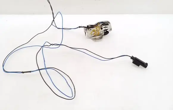 Mercedes-Benz Vito Viano W447 Loading door lock A6397400635