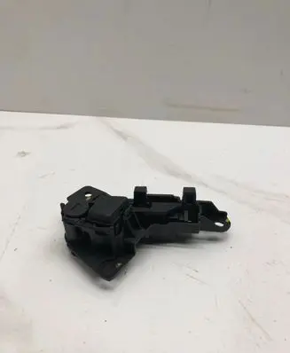 BMW 5 F10 F11 Glove box lock 