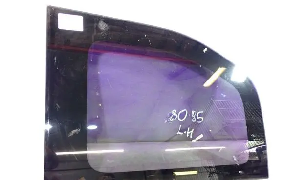 Peugeot Partner Rear side window