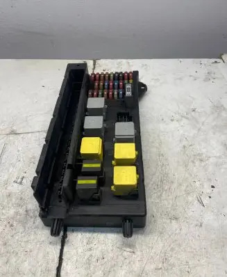 Mercedes-Benz Sprinter W906 Fuse module A9065454701