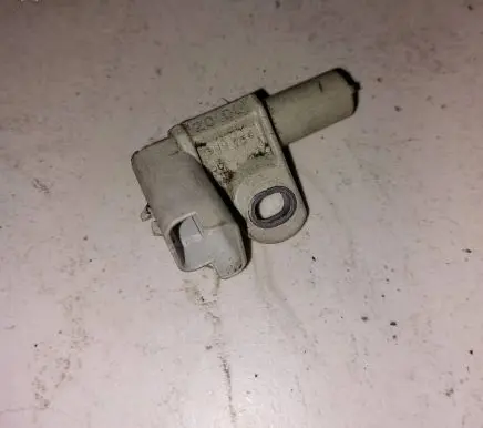 Peugeot 407 Camshaft speed sensor 9665443580