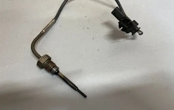Opel Astra K Exhaust gas temperature sensor 55592366