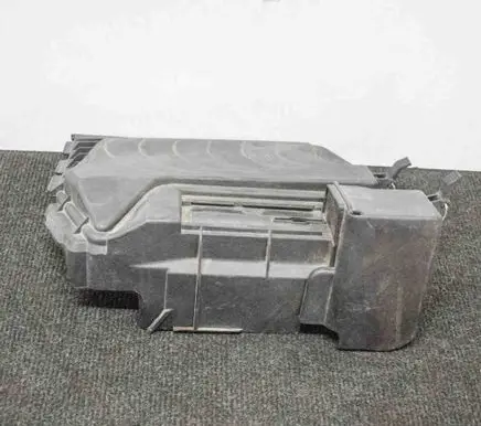 Mercedes-Benz A W176 Fuse box cover A2465400182