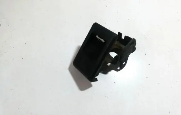 Engine bonnet (hood) release handle