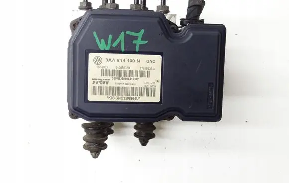 Volkswagen PASSAT B7 ABS Pump 3AA614109N