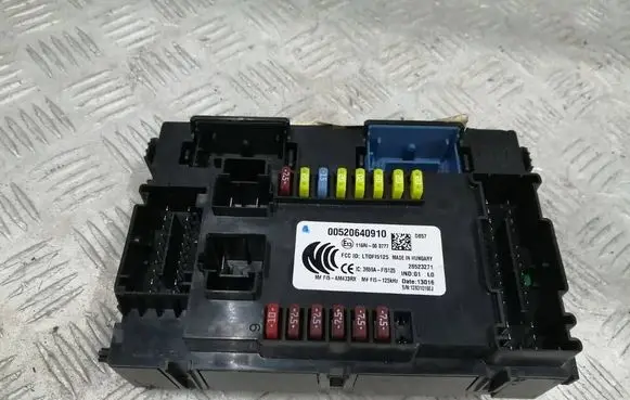 Fiat 500X Fuse module 00520640910 3659AF15125 28523271