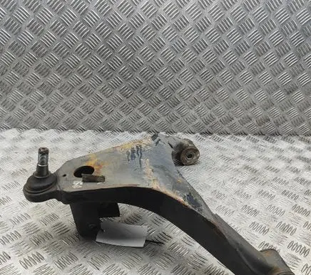 Iveco Daily 6th gen Front lower control arm/wishbone 5801564815