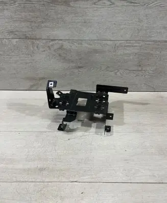 BMW 6 E63 E64 Holder (bracket) 6927000 23310110