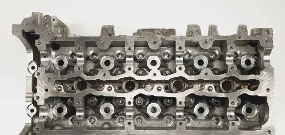 Mercedes-Benz Sprinter W906 Engine head R6510160201