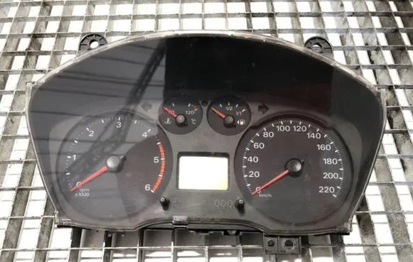 Speedometer (instrument cluster)