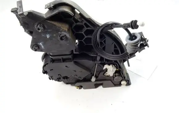Volvo V50 Rear door lock 30753673