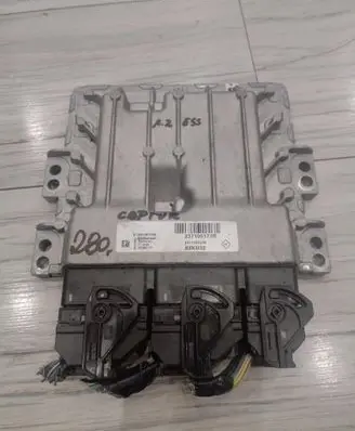 Renault Captur Engine control unit/module ECU 237105171R