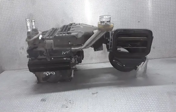 Audi A6 S6 C5 4B Interior heater climate box assembly 