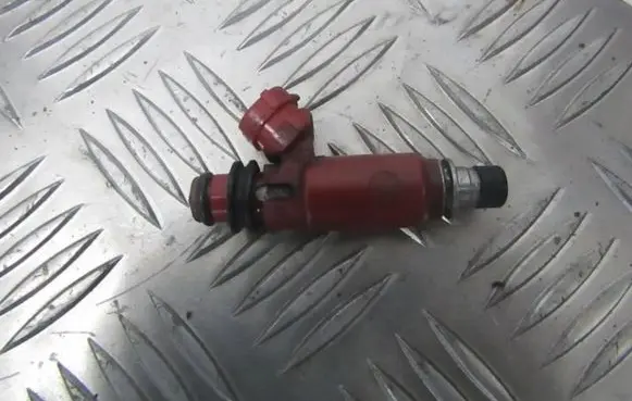 Suzuki Swift Cultus Fuel injector